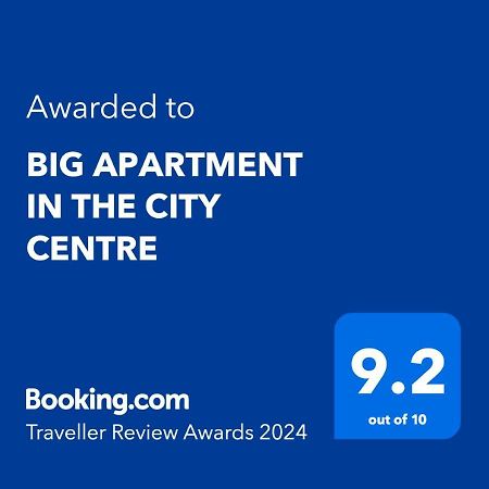 Big Apartment In The City Centre Budapeste Exterior foto